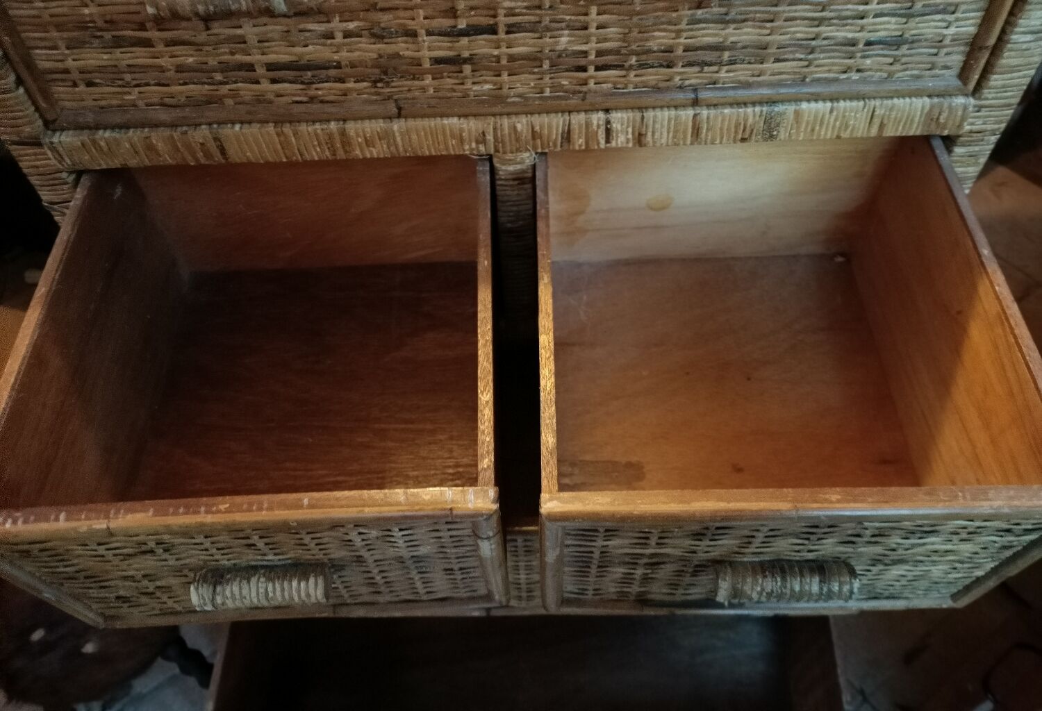 High wood and rattan chest of drawers