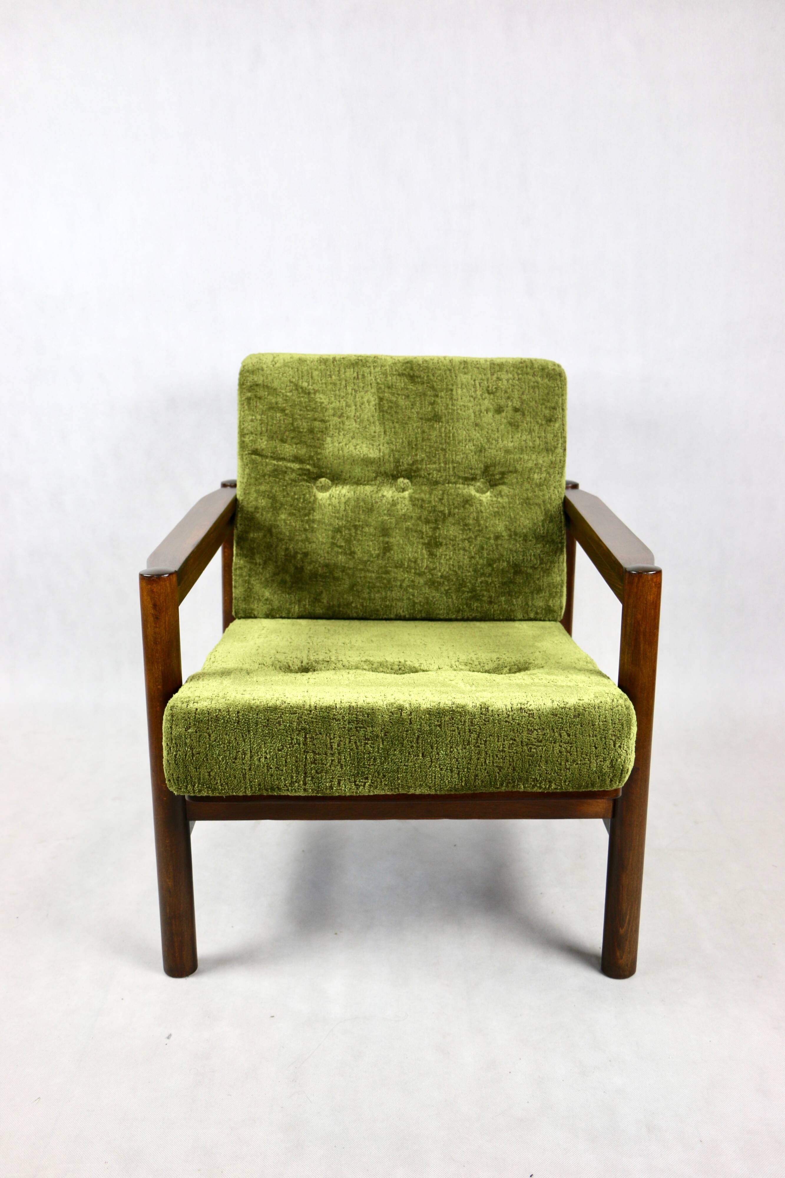 Vintage armchair in green olive, 1970s