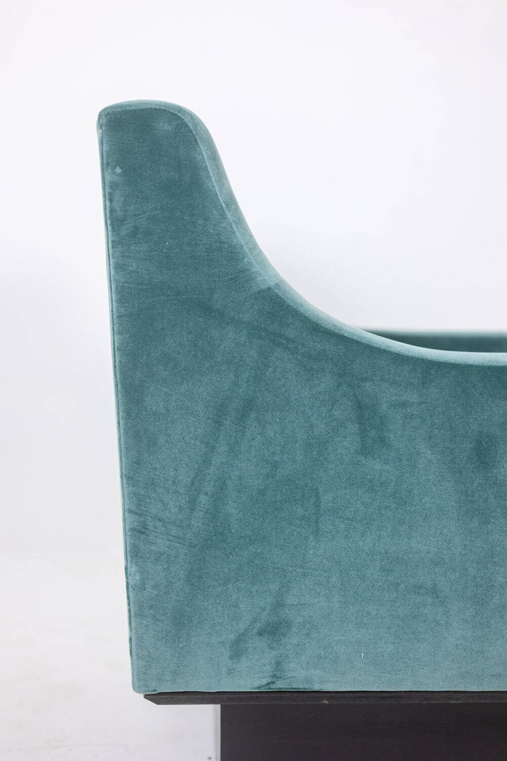 Pair of “Club” armchairs, cubic shape. 1940s.