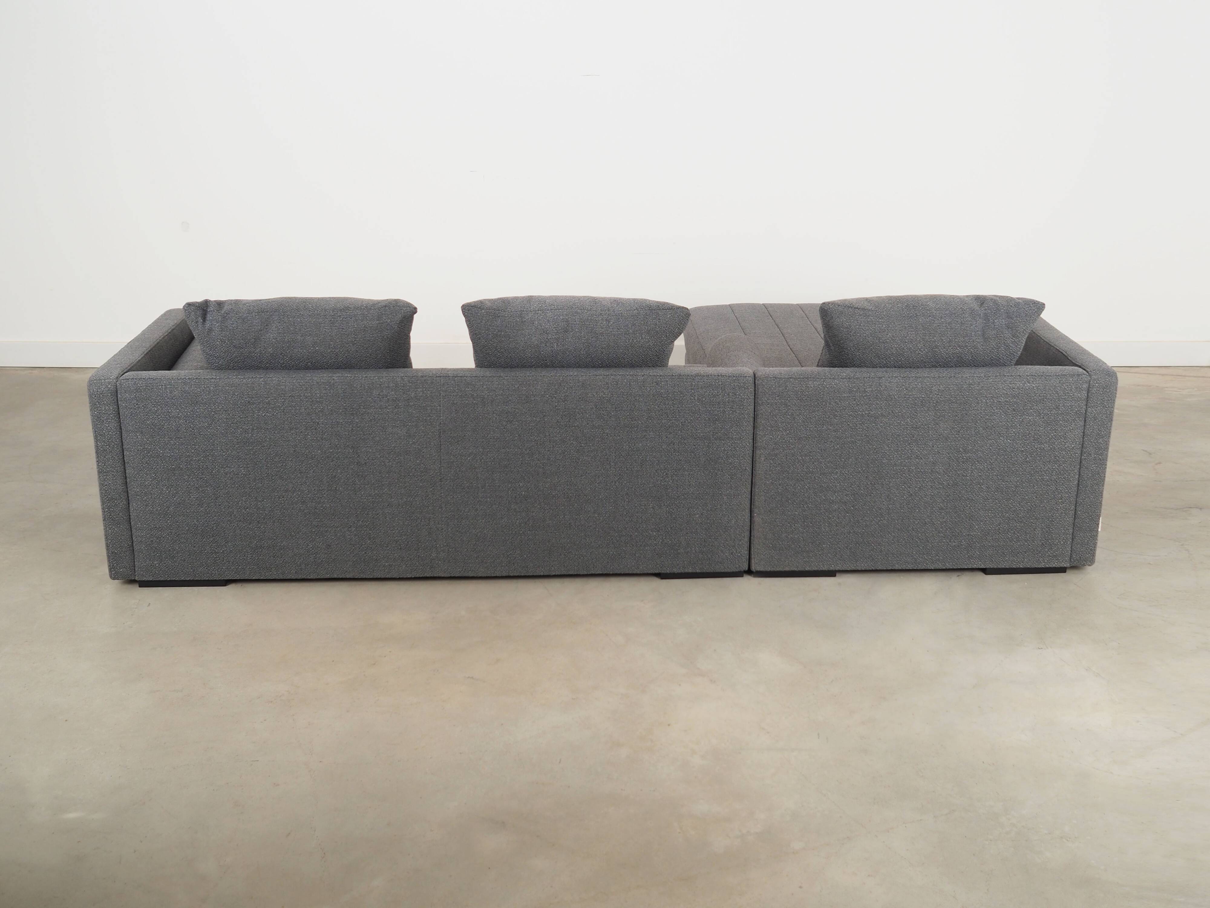 Canapé d'angle graphite, design scandinave, années 00