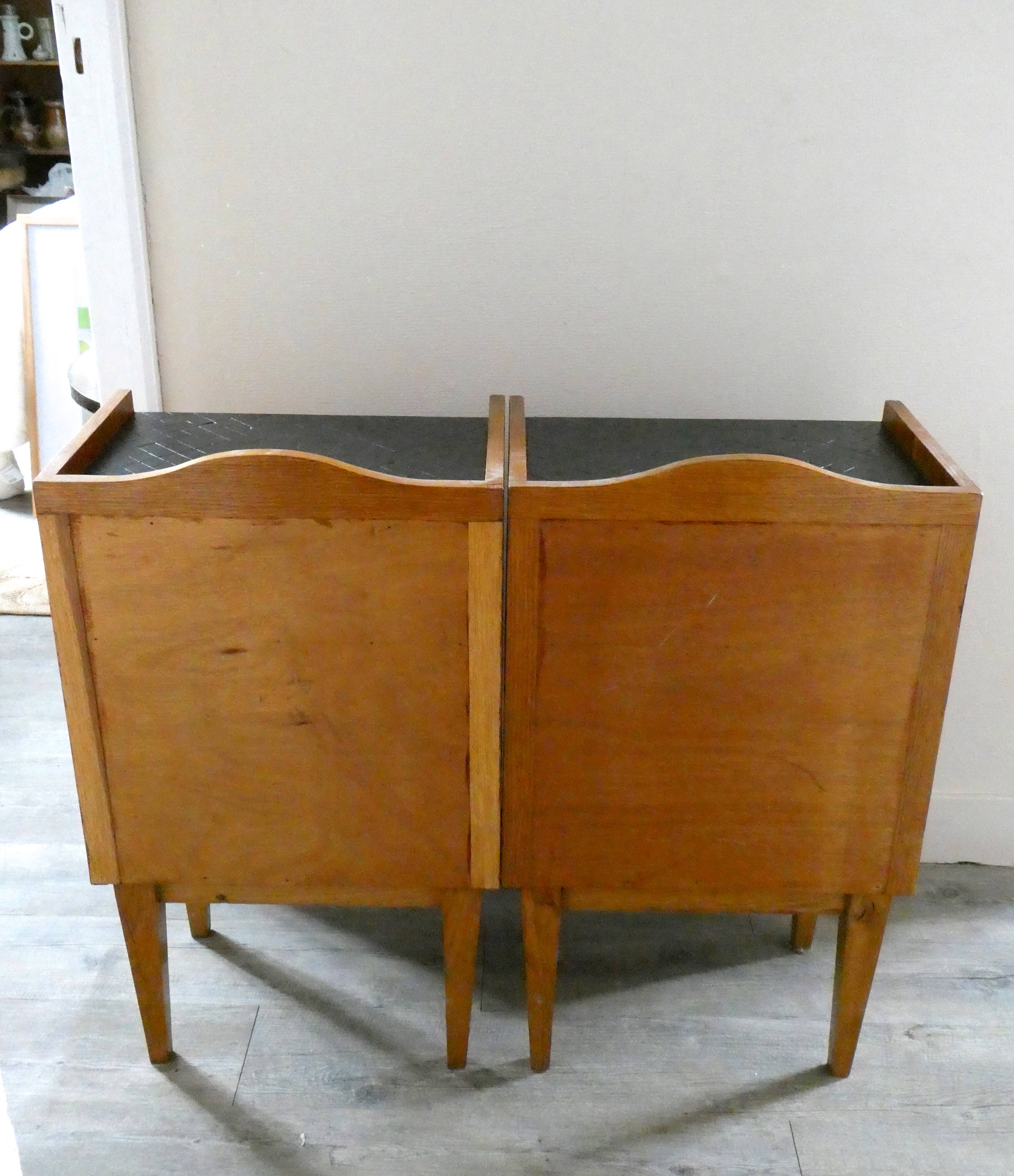 Paire de chevets des années 60