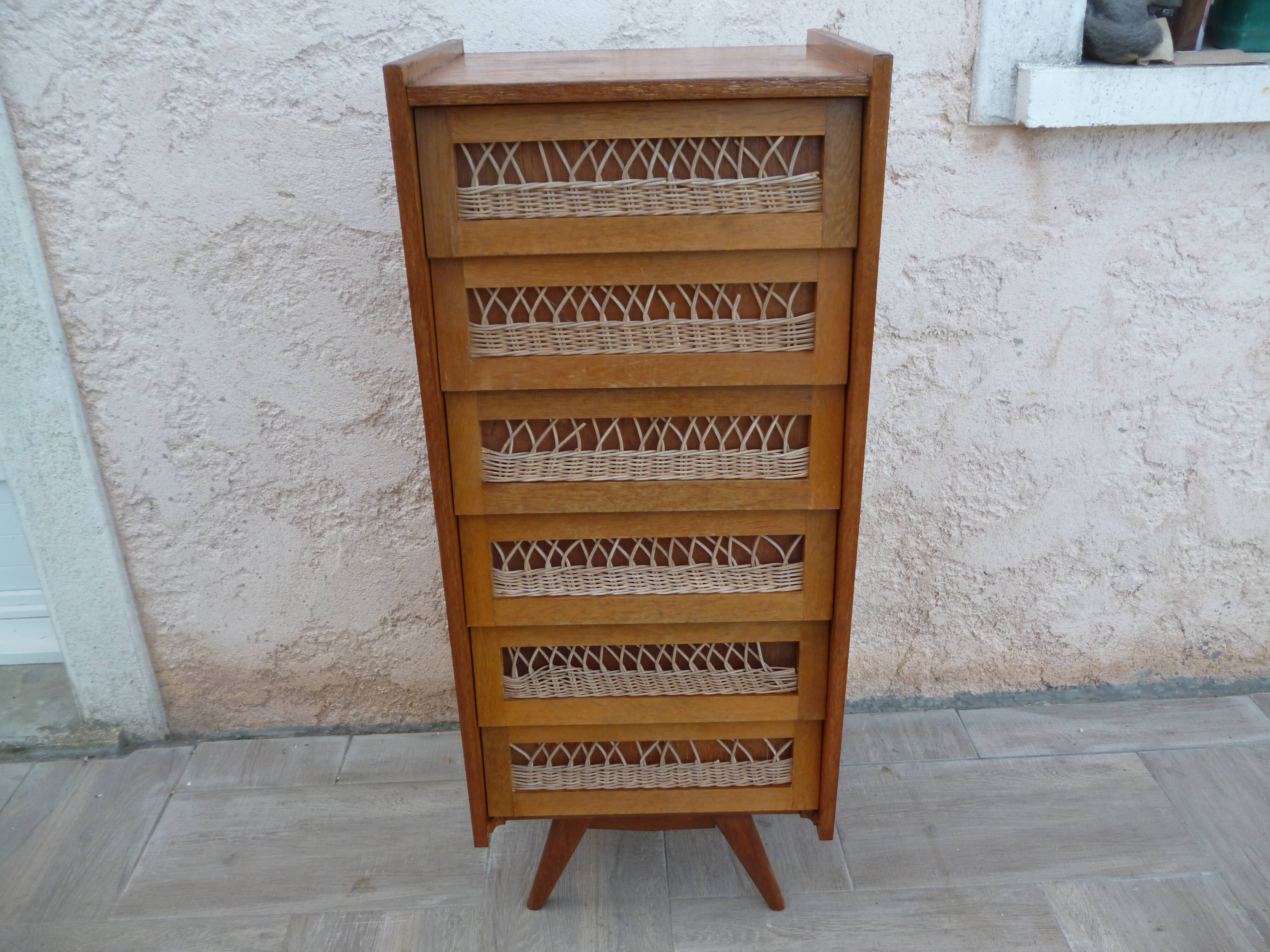 Vintage rattan weekly dresser