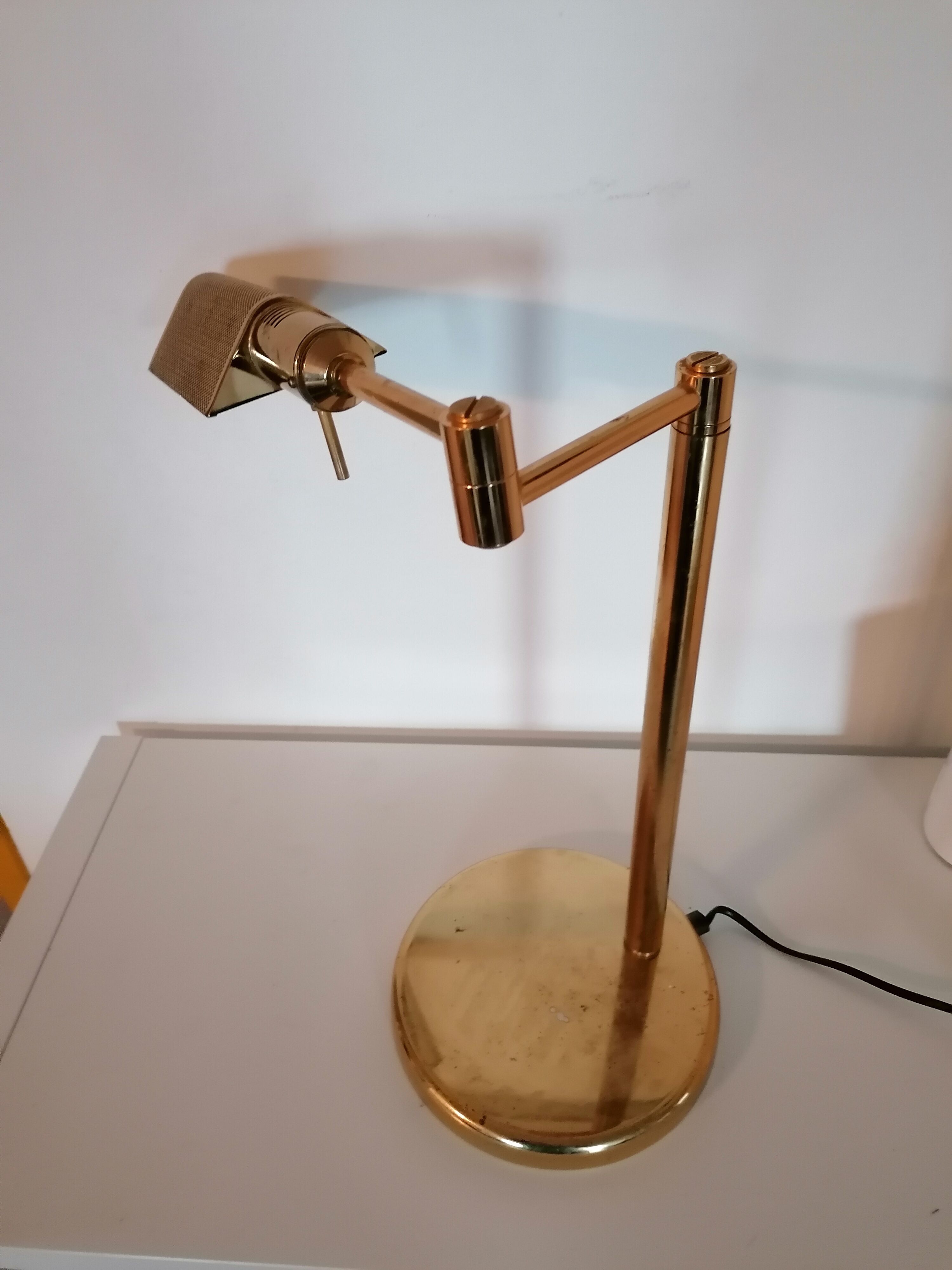 Golden metal reading lamp 2 articulated arms