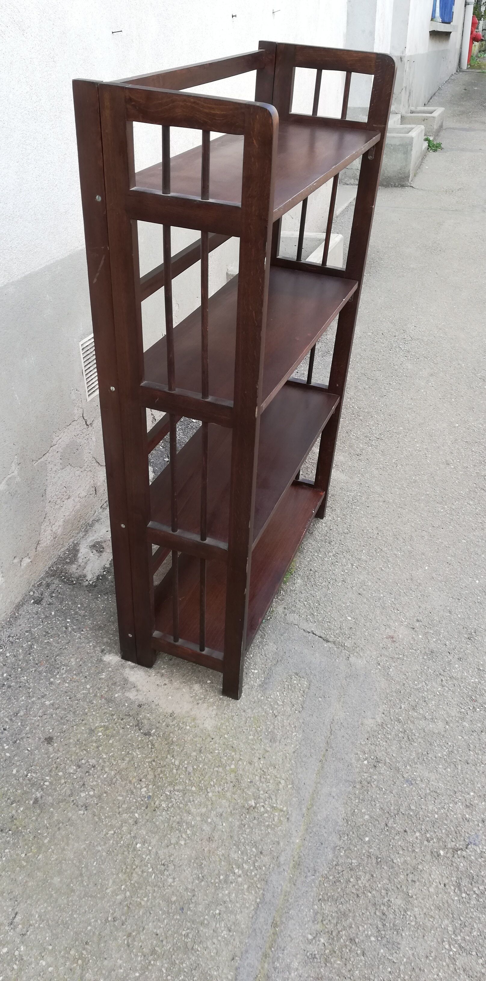 Folding vintage shelf