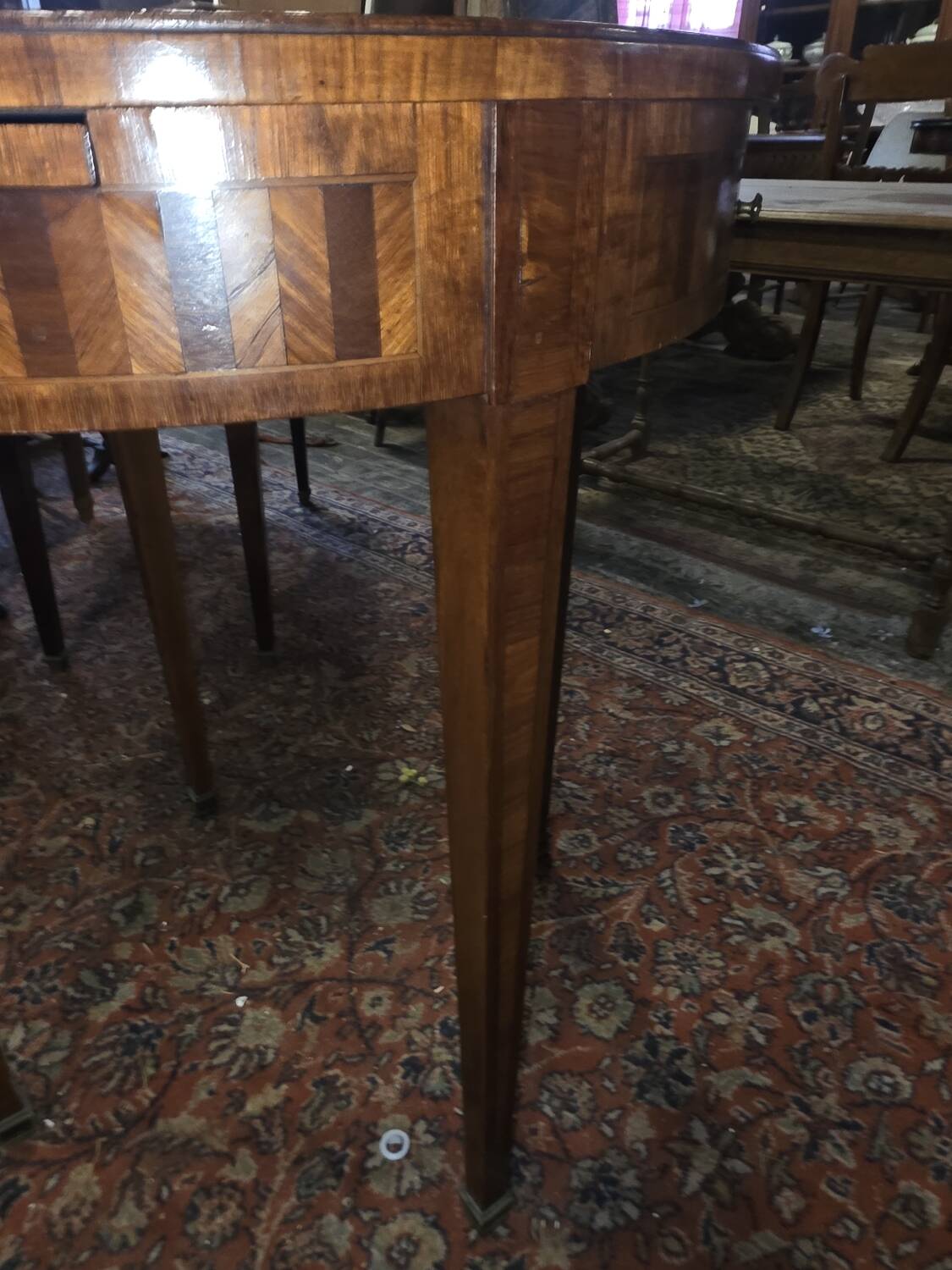 Bouillotte table in marquetry, signed Pagny Fils, Paris, early 20th century