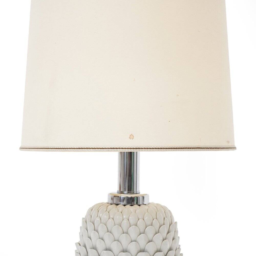 Artichoke table lamp in white ceramic, 1970s