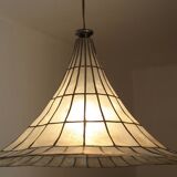 Mother-of-pearl suspension