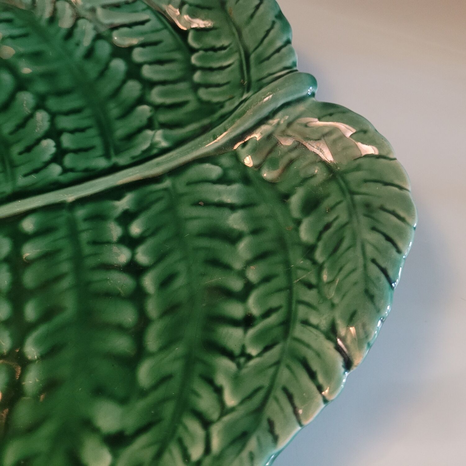 Green earthenware leaf dish – Sarreguemines France, circa 1955