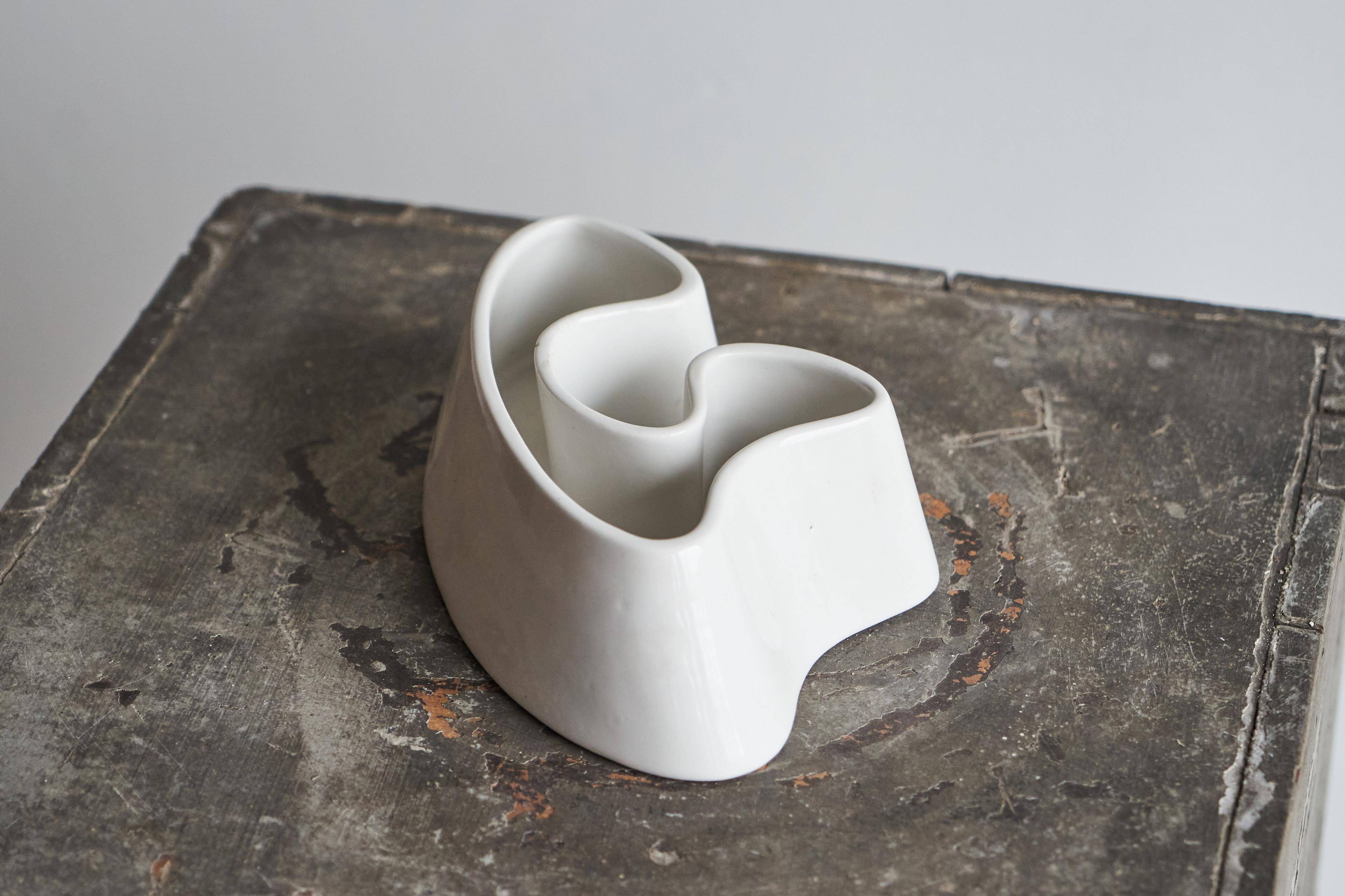 Angelo Mangiarotti ceramic object 'Tremiti Formalibera' Danese Milano 1964