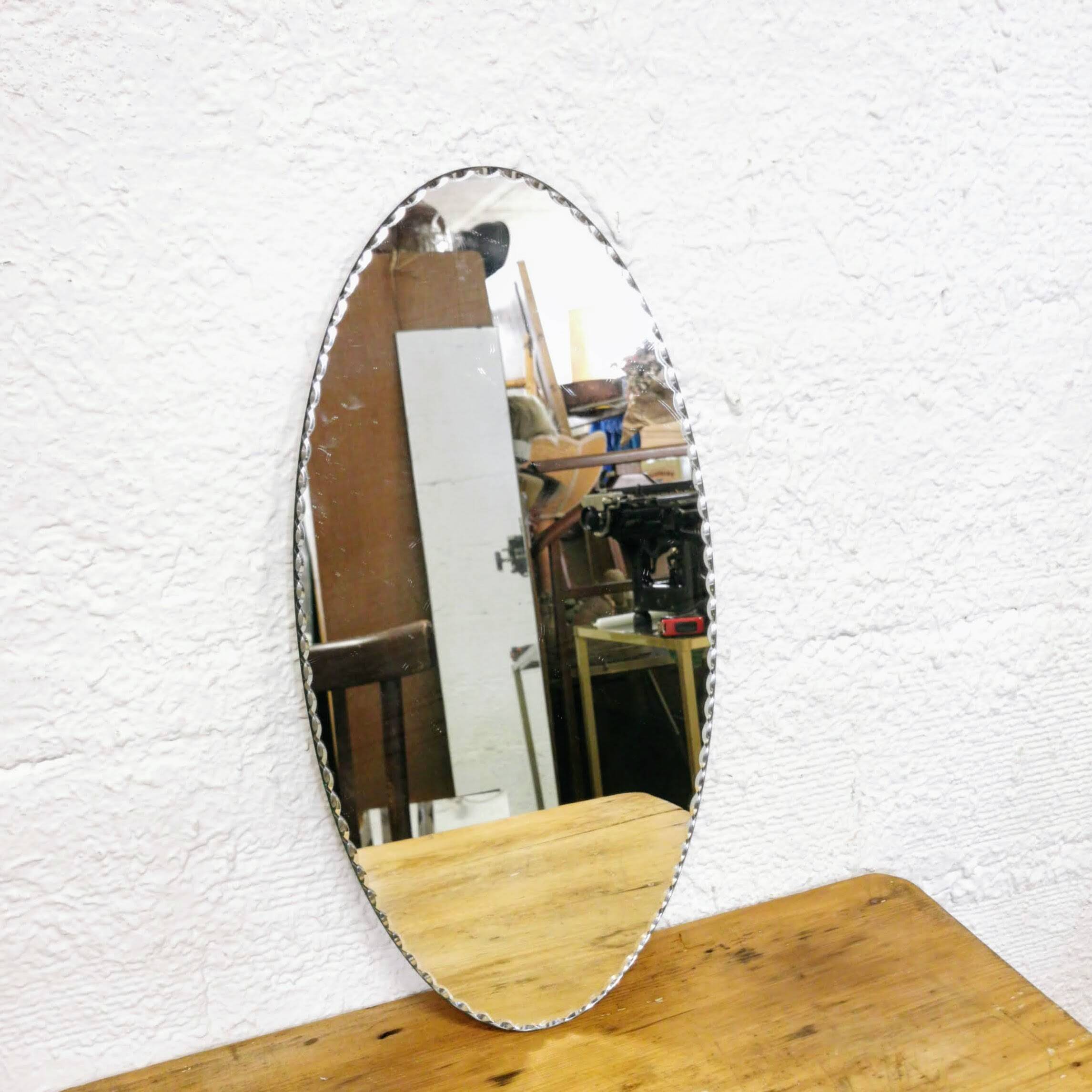 Beveled mirror to place 50x25cm