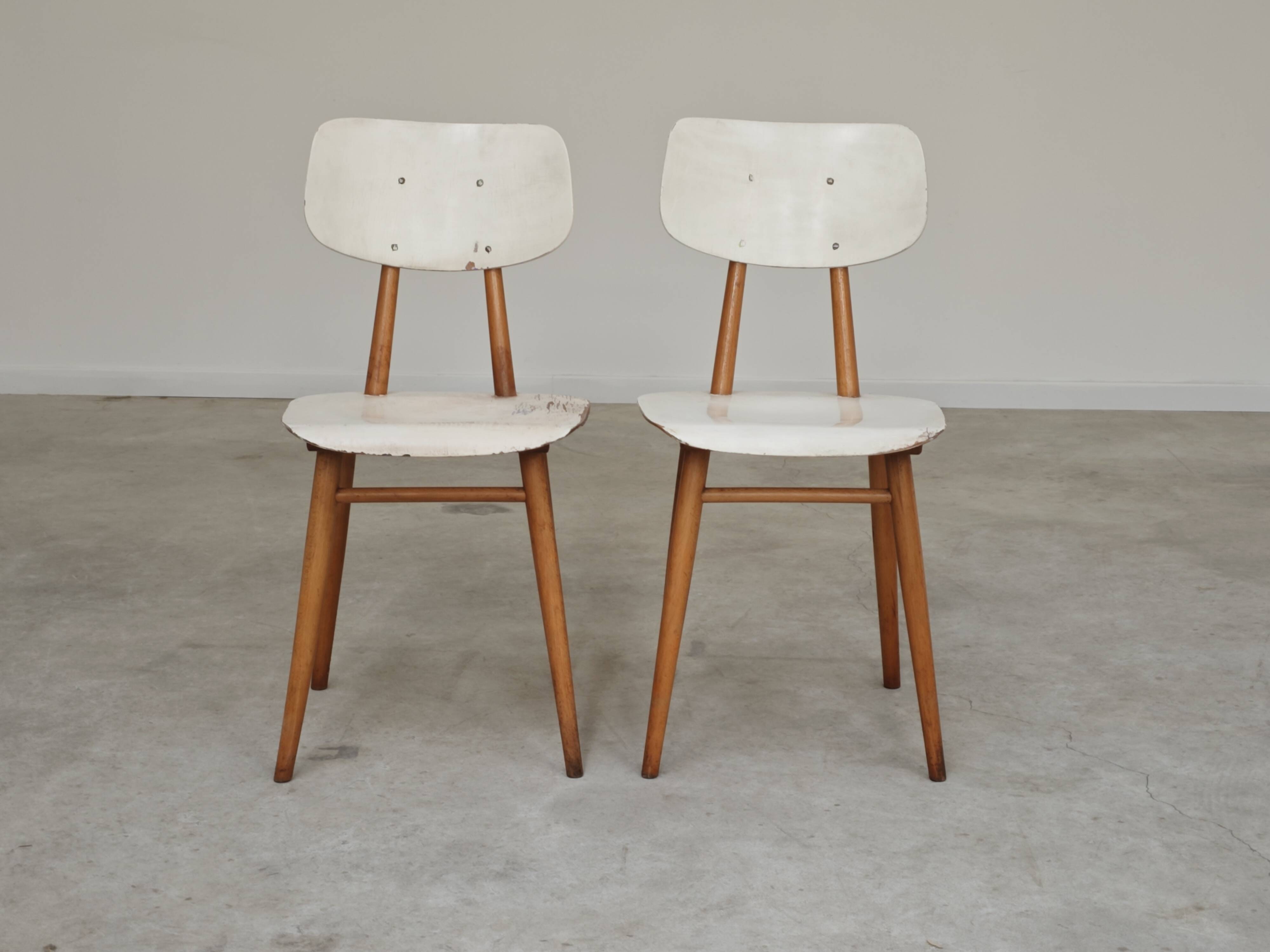 Pair of TON bystrice chairs, Thonet, white, Eastern Europe 1960.