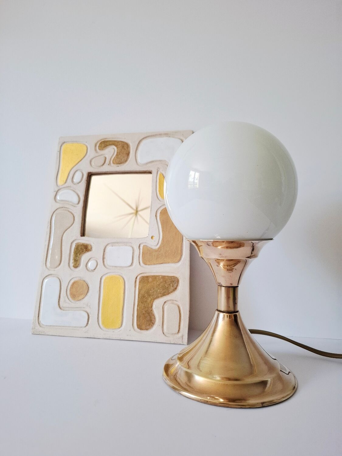 Vintage tulip base brass lamp