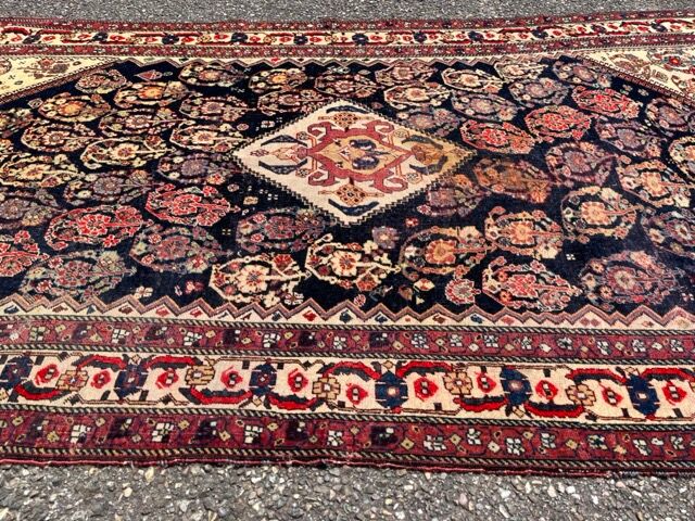 Antique kashkuli qashqai / Southwestern Persian carpet circa 1900