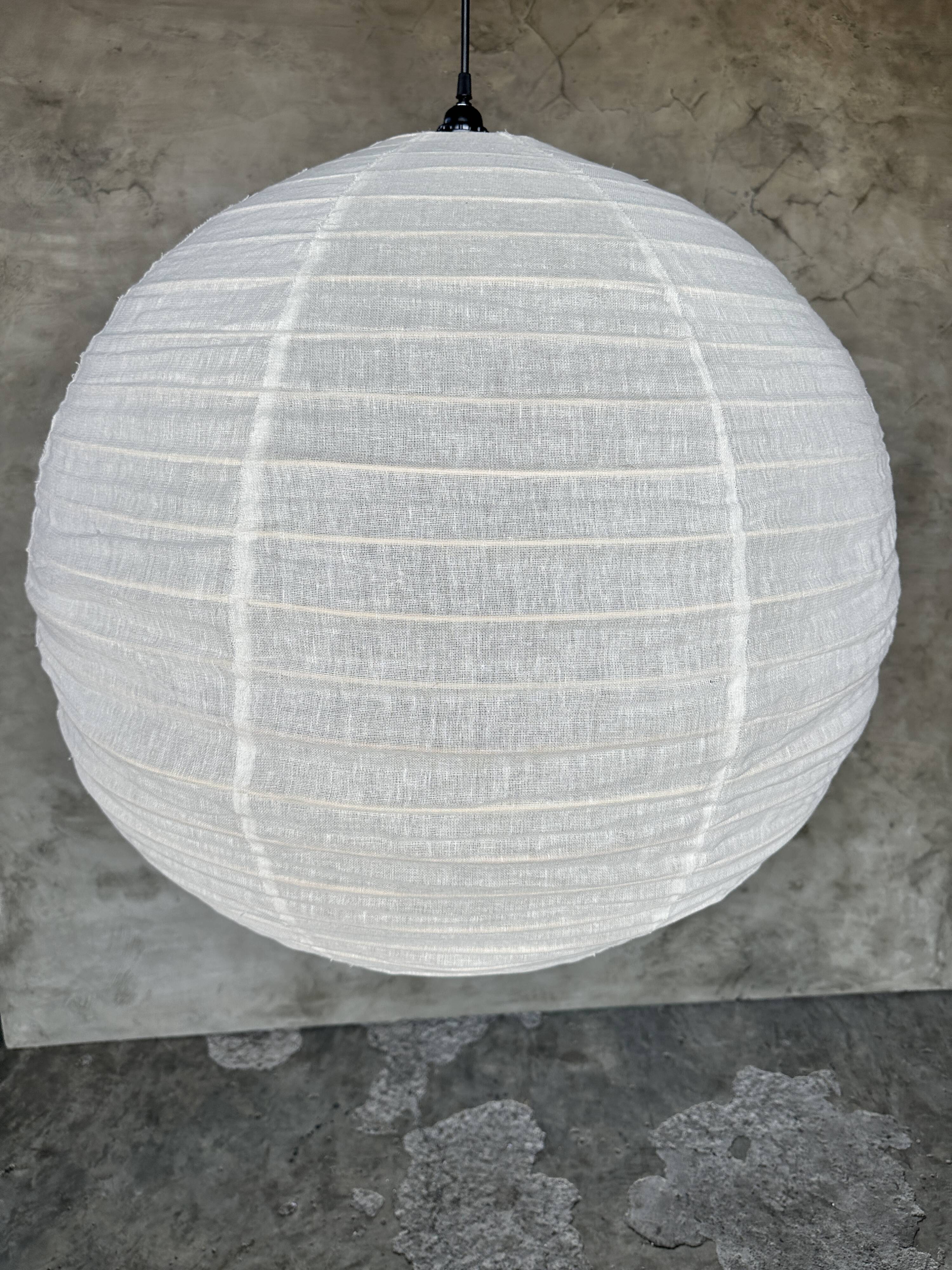 Very large round Japanese-style rattan and natural linen pendant light D:80