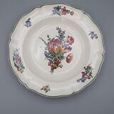 Série de 5 assiettes creuses Villeroy et Boch décor Mettlach fleurs
