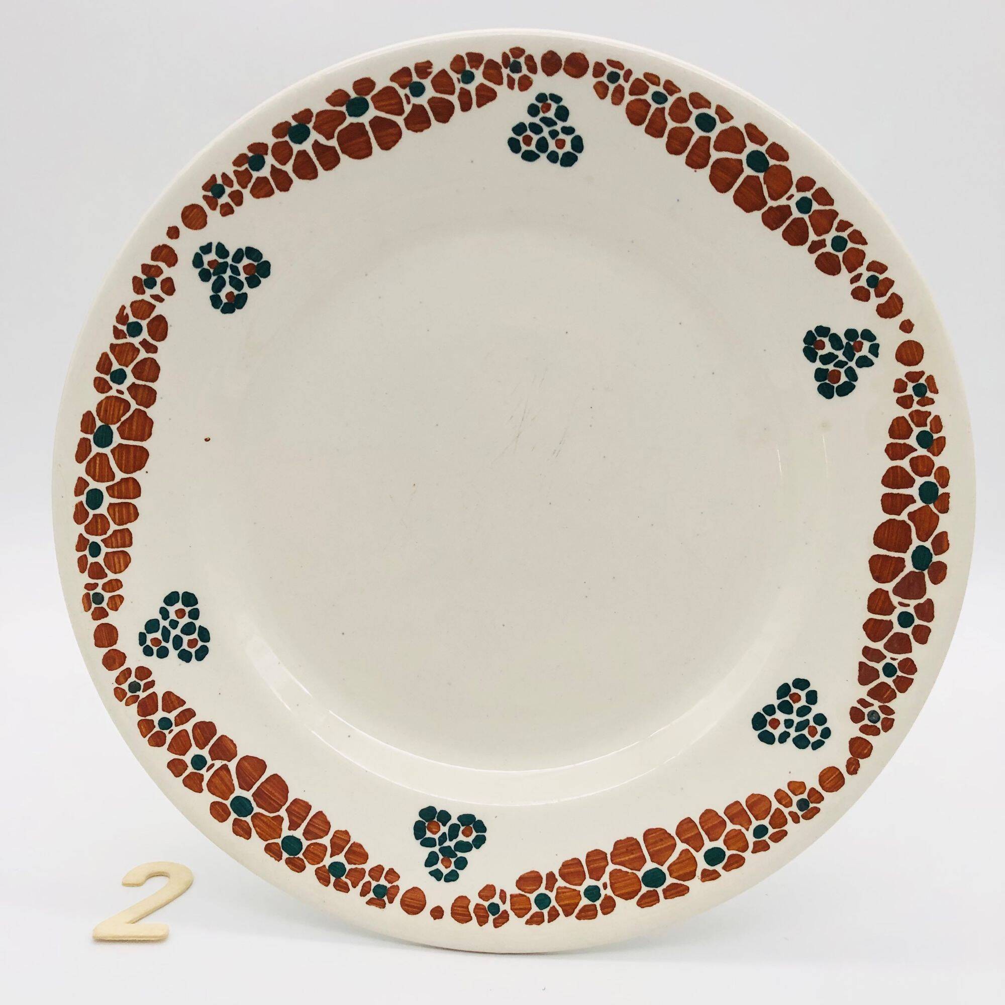 6 flat plates, FN Givors – France. Model Yvette.