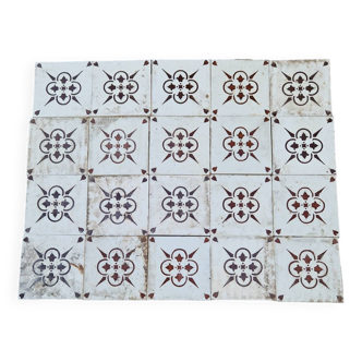 Lot of 20 old earthenware tiles 11x11 cm