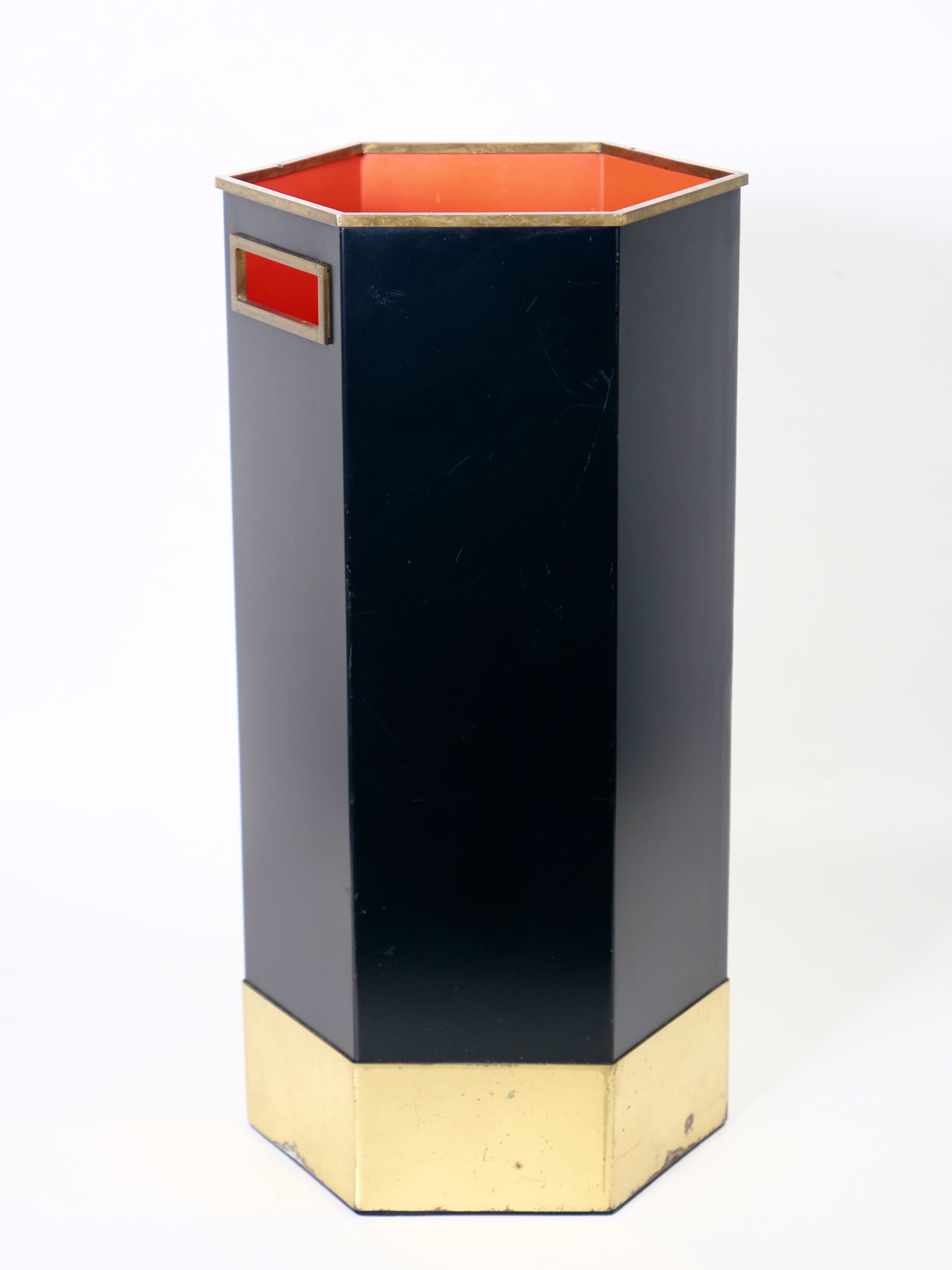 Geometric umbrella rack 60s Velca Legnano
