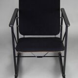 Chaise à bascule post-moderne par Yrjö Kukkapuro