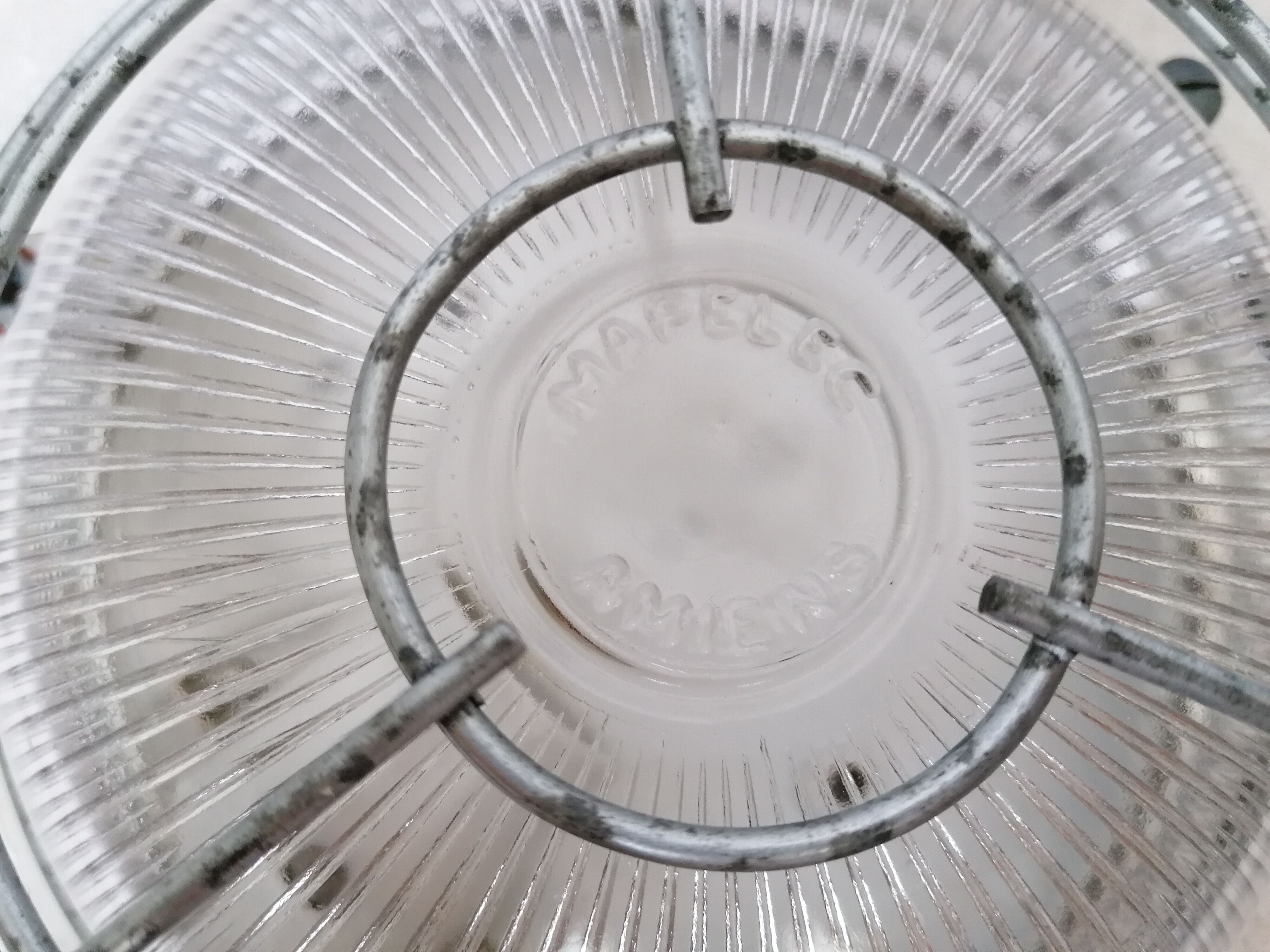 Mapelec cast iron sconce