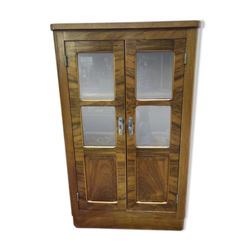 Petite vitrine art deco en noyer et placage