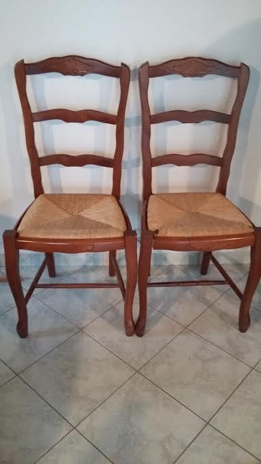 Chaises en bois