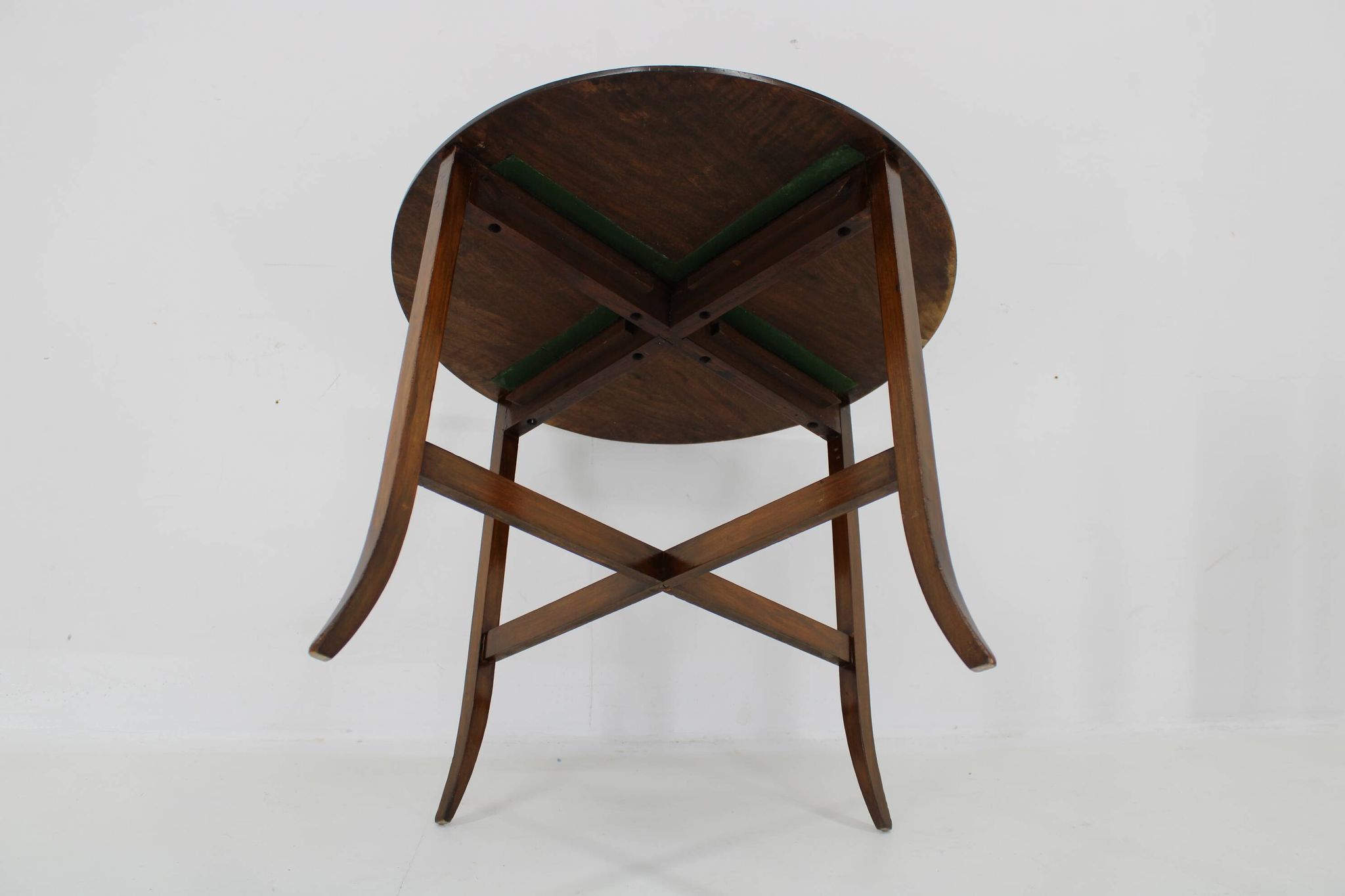 Tables gigognes Art Déco des années 1930 en noyer, Tchécoslovaquie