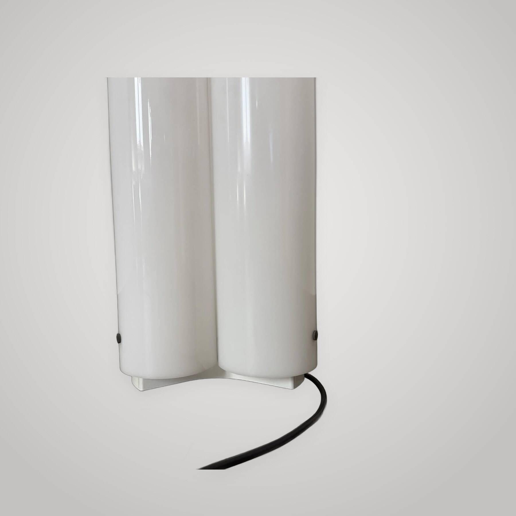 Table lamp model Mezzachimera design by Vico Magistretti for Artemide vintage