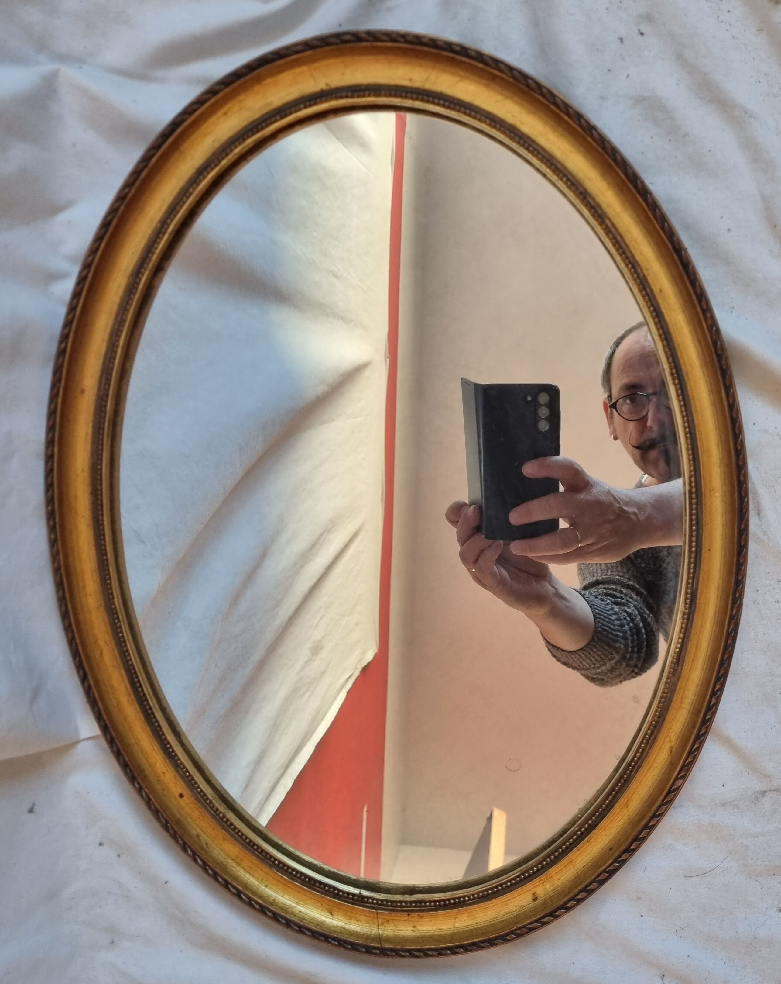 Oval mirror gilded wood, 44x34 cm