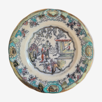 Une assiette boch frères modèle canton 19ème -18.5cm