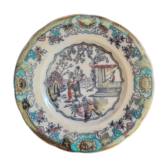 Une assiette boch frères modèle canton 19ème -18.5cm