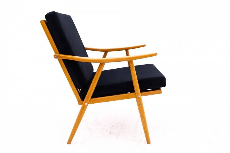 Pair of armchairs, Czechoslovakia, manufacturer TON, 1960s. After renovation.