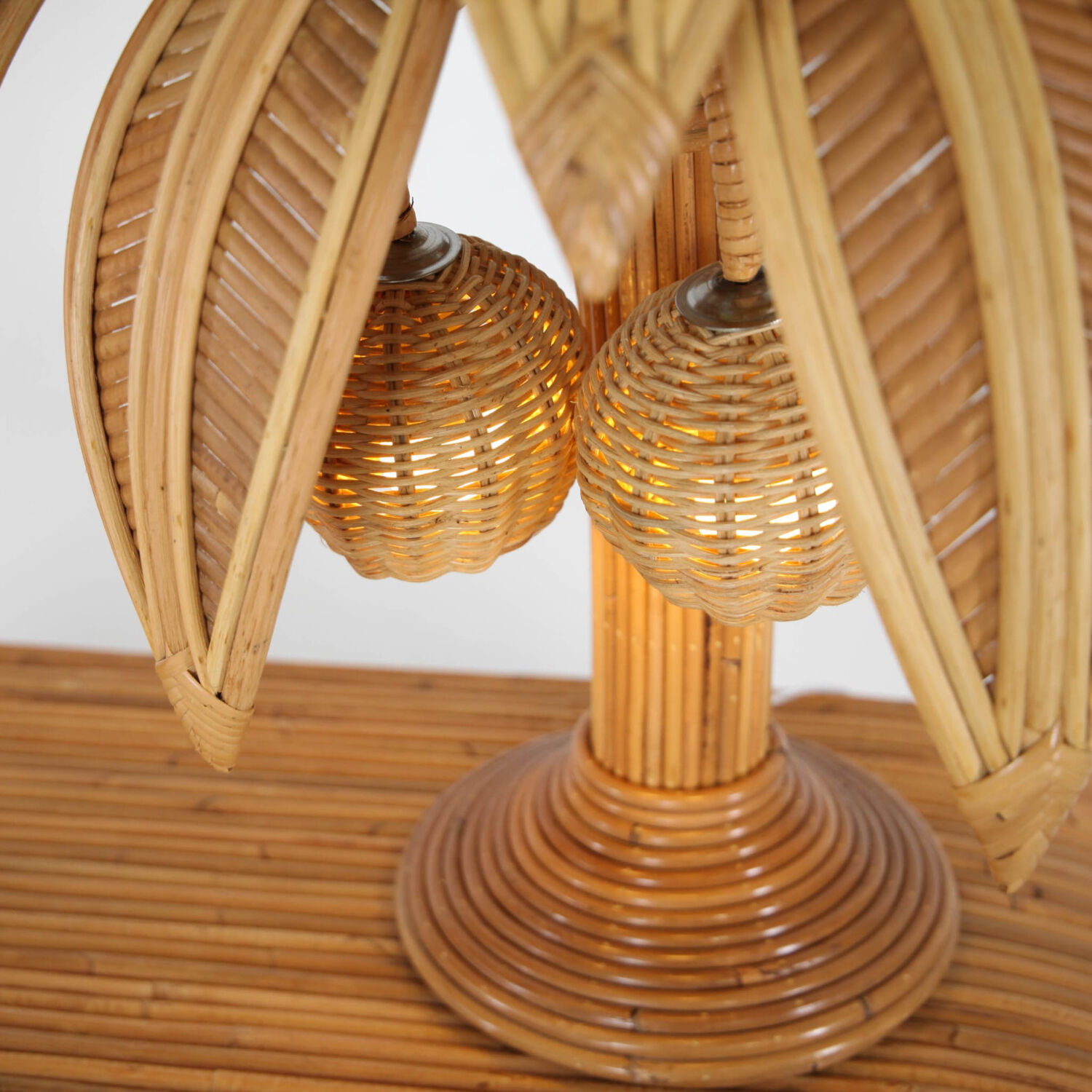 Paire de lampes «palmier» en rotin