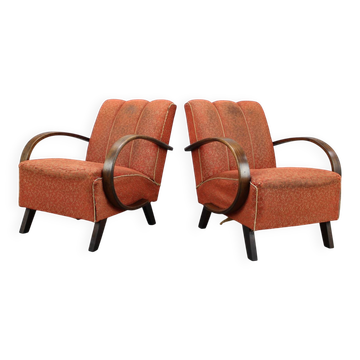 Pair of Jindřich Halabala armchairs from 1930 in original upholstery.