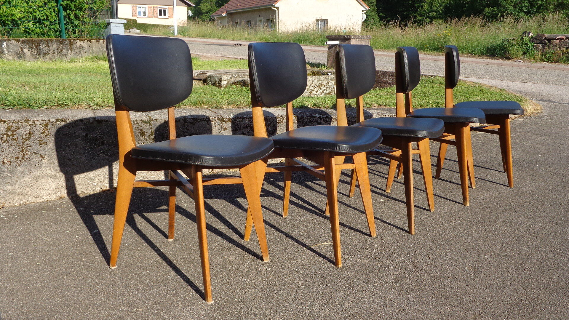 5 vintage chairs