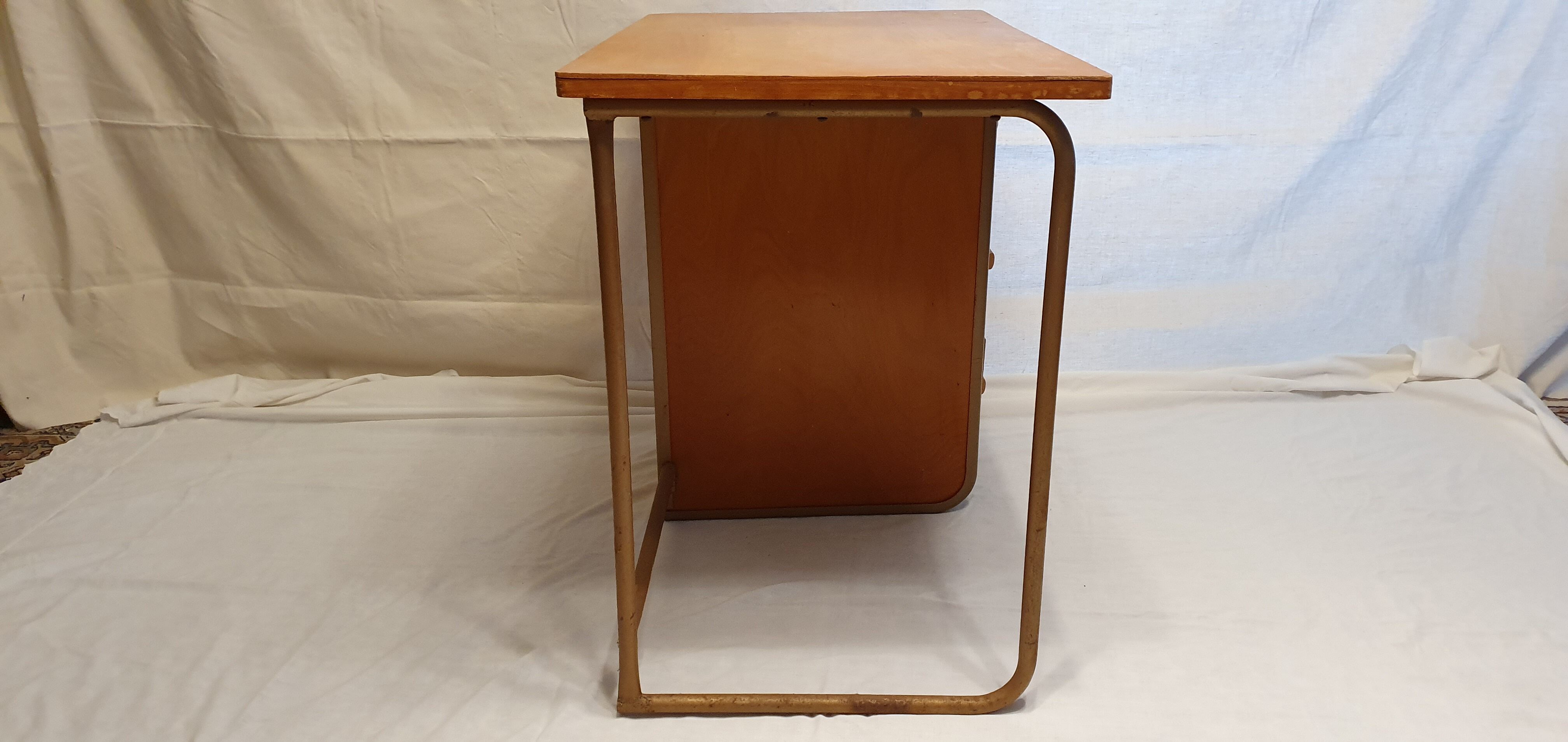 Children's desk in wood and metal 1950
