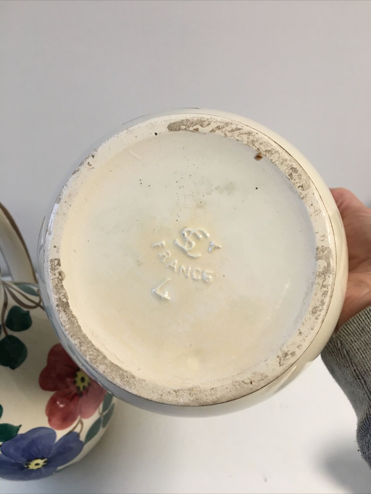 Pair of pitcher vases with spout handle deco numbered flower