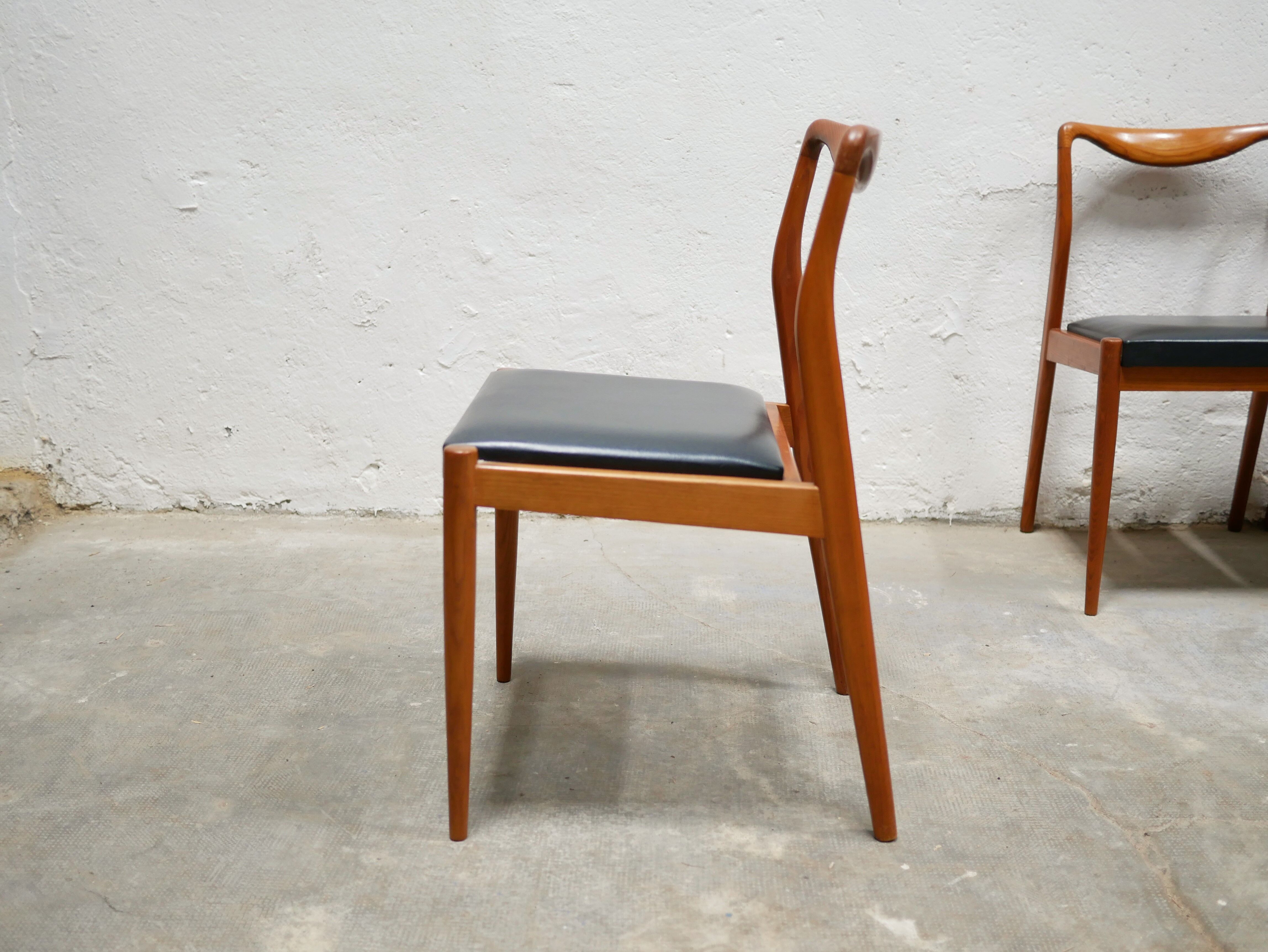 Series of 4 vintage Scandinavian chairs in teak and skaï