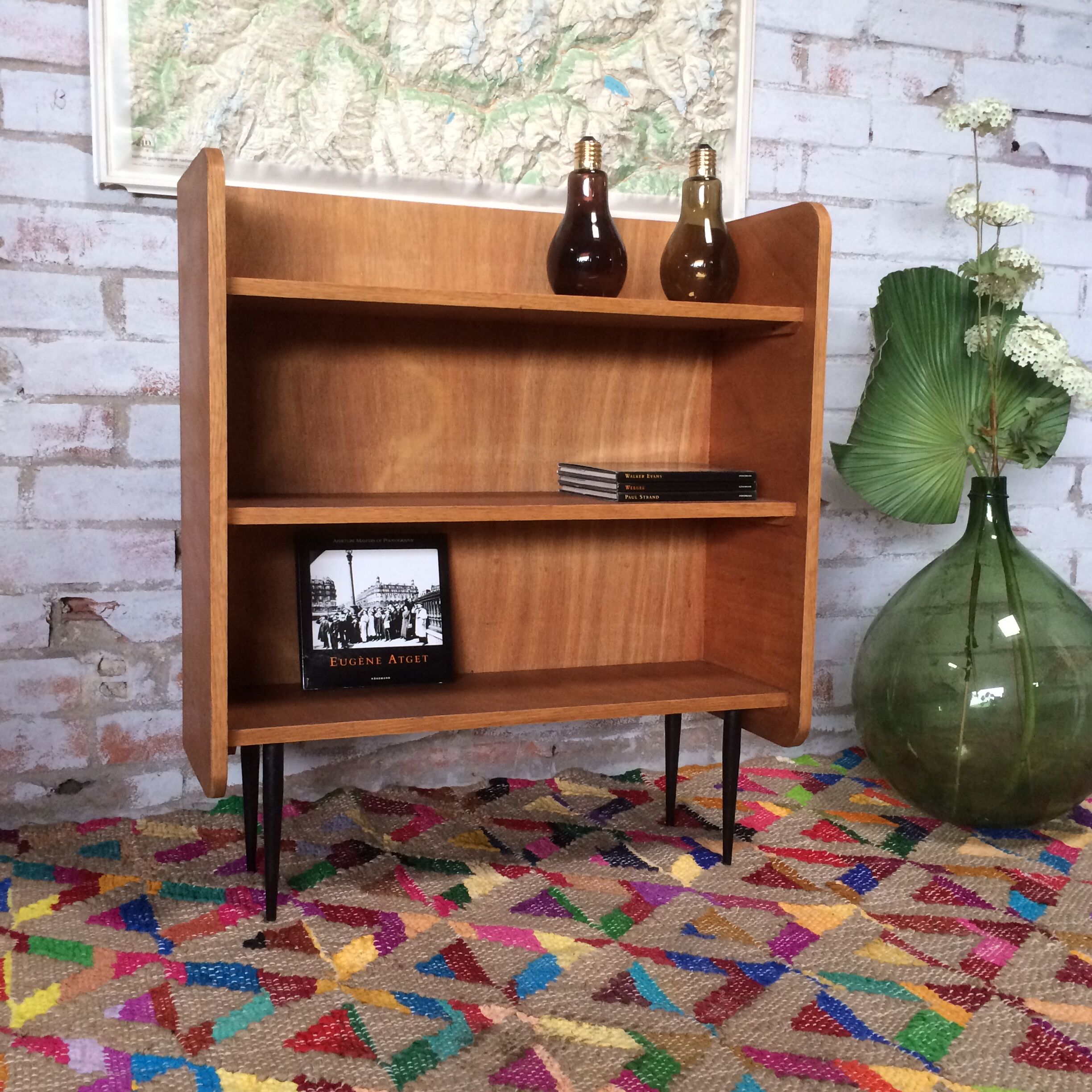 Bibliothèque scandinave chêne clair et métal