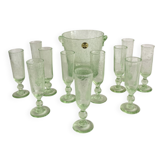 Champagne service in bubble glass from Montauroux