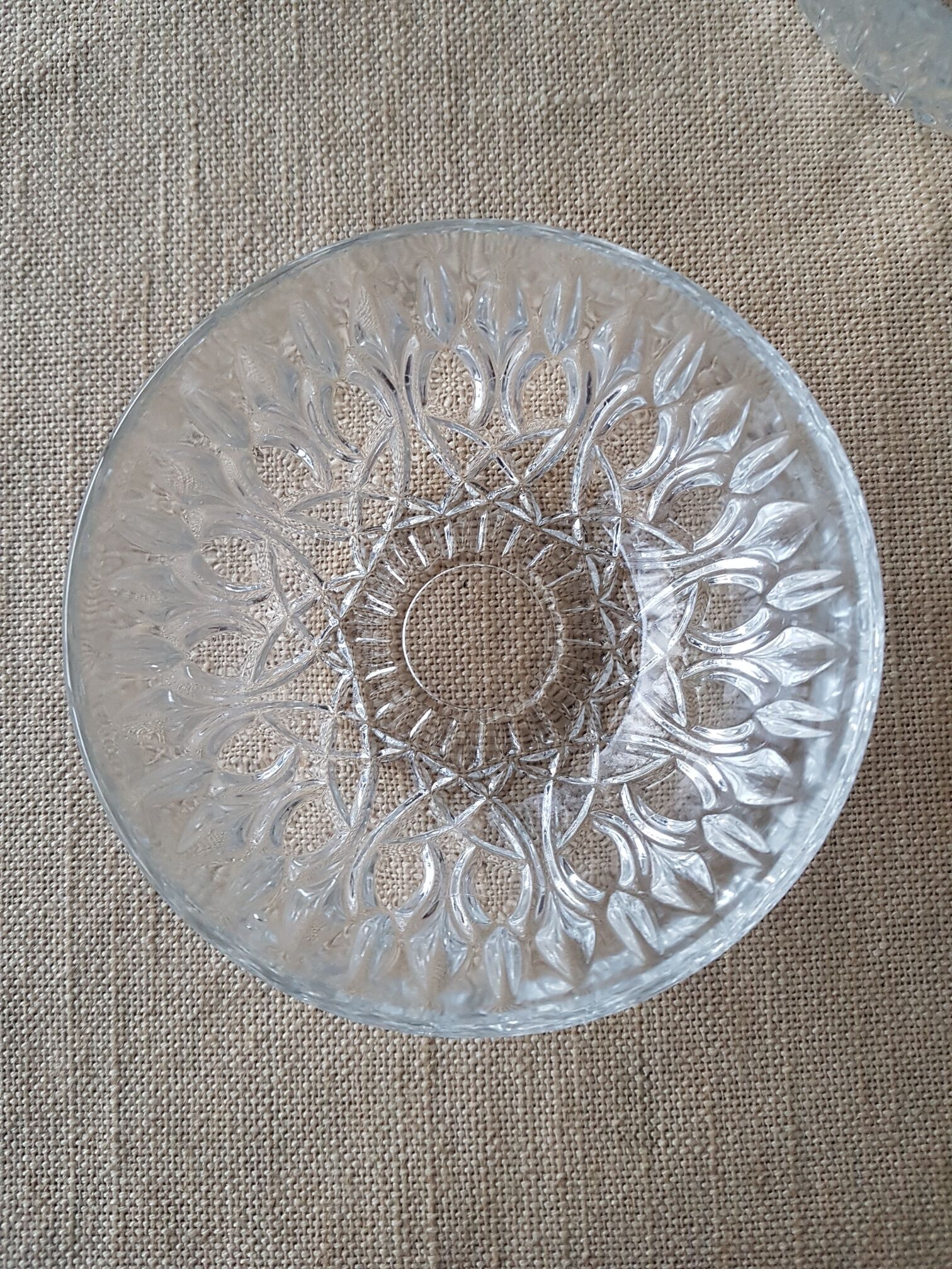 Set of 6 ramekins cup bowls vintage glass cups