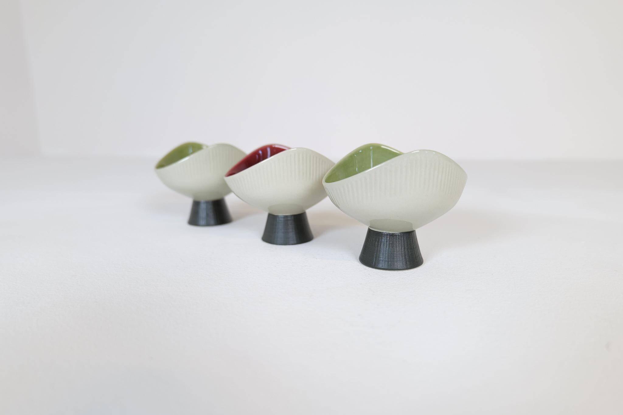Mid-century modern set of 3 Bahia bowls by Carl-Harry Stålhane, Rörstrand, Sweden.