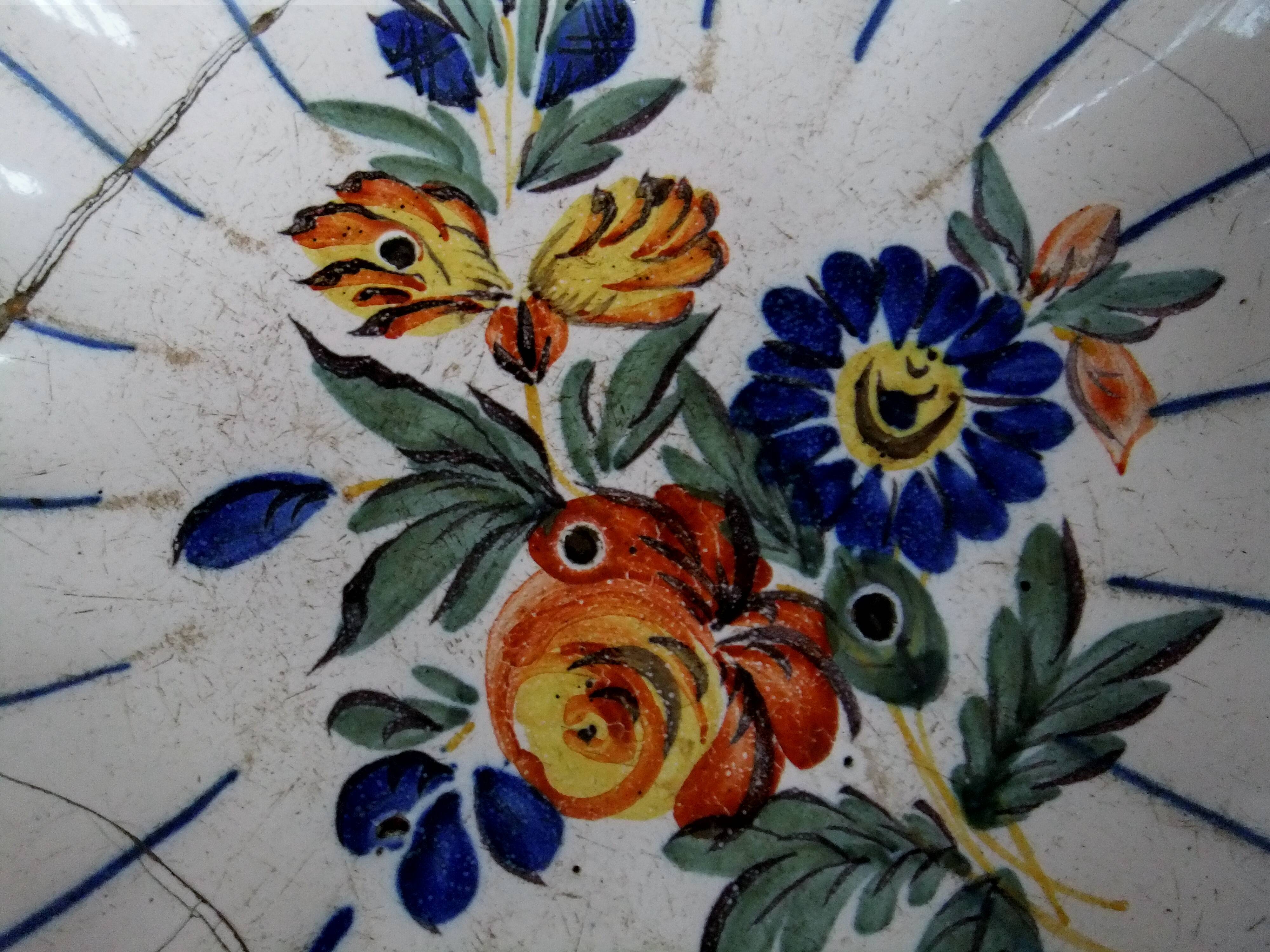 Salad bowl cut jatte XVIII century hollow flat Thiviers Auvillar