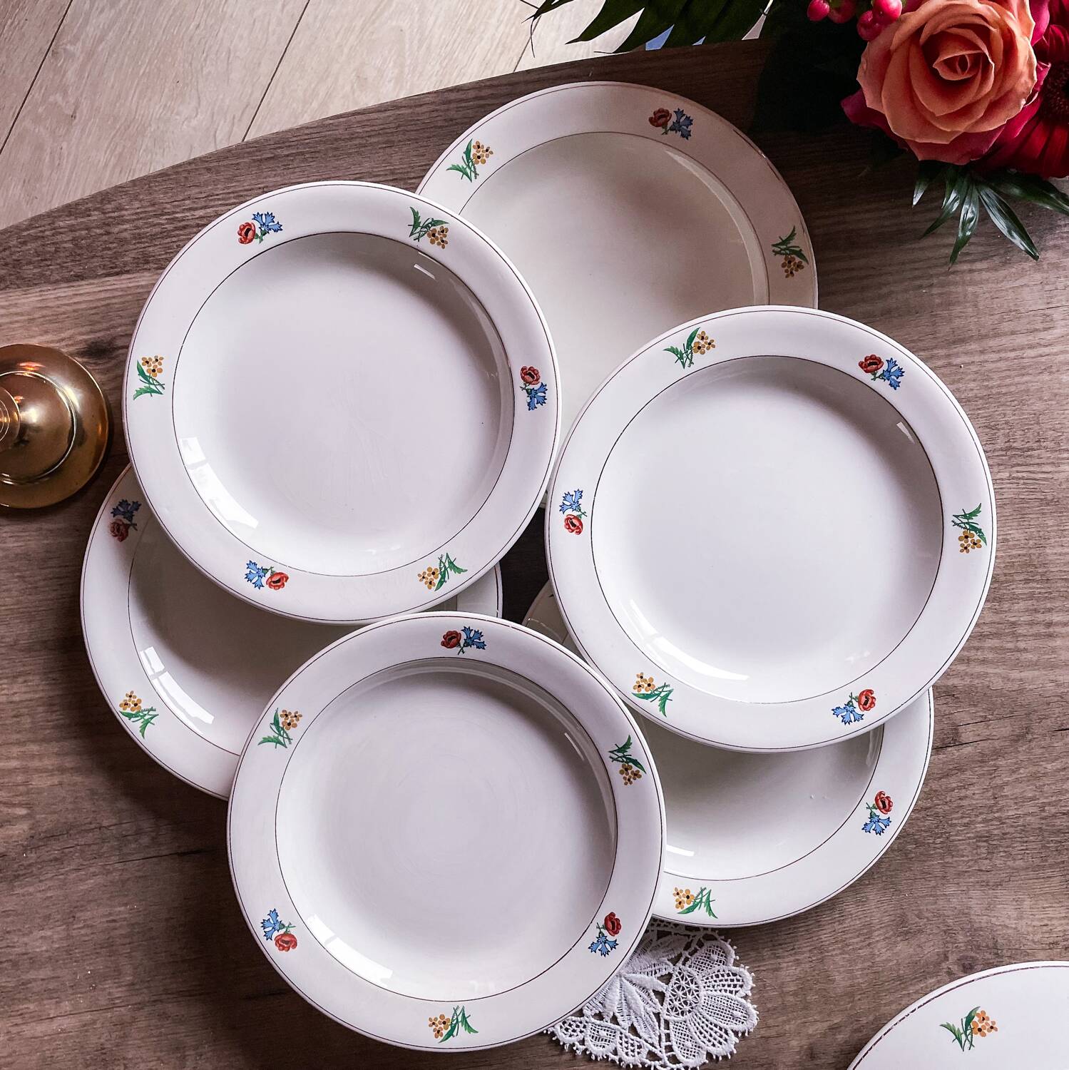 Gien flower service: 6 plates + 1 tureen