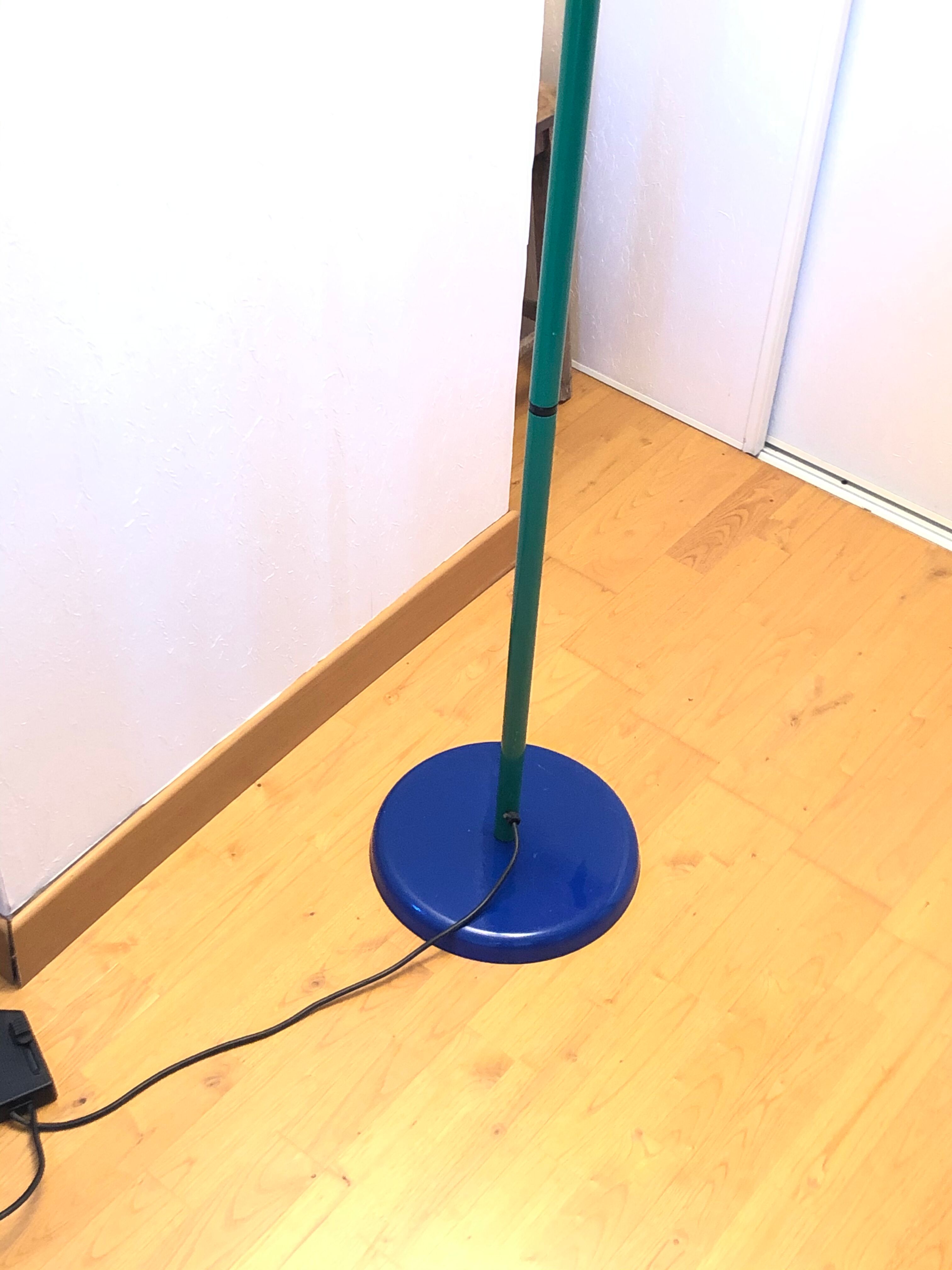 Memphis 1980 stilplast lamppost Italian edition