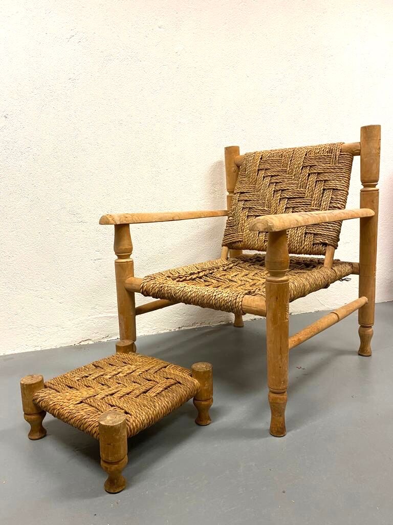 Wood and rope armchair and footrest