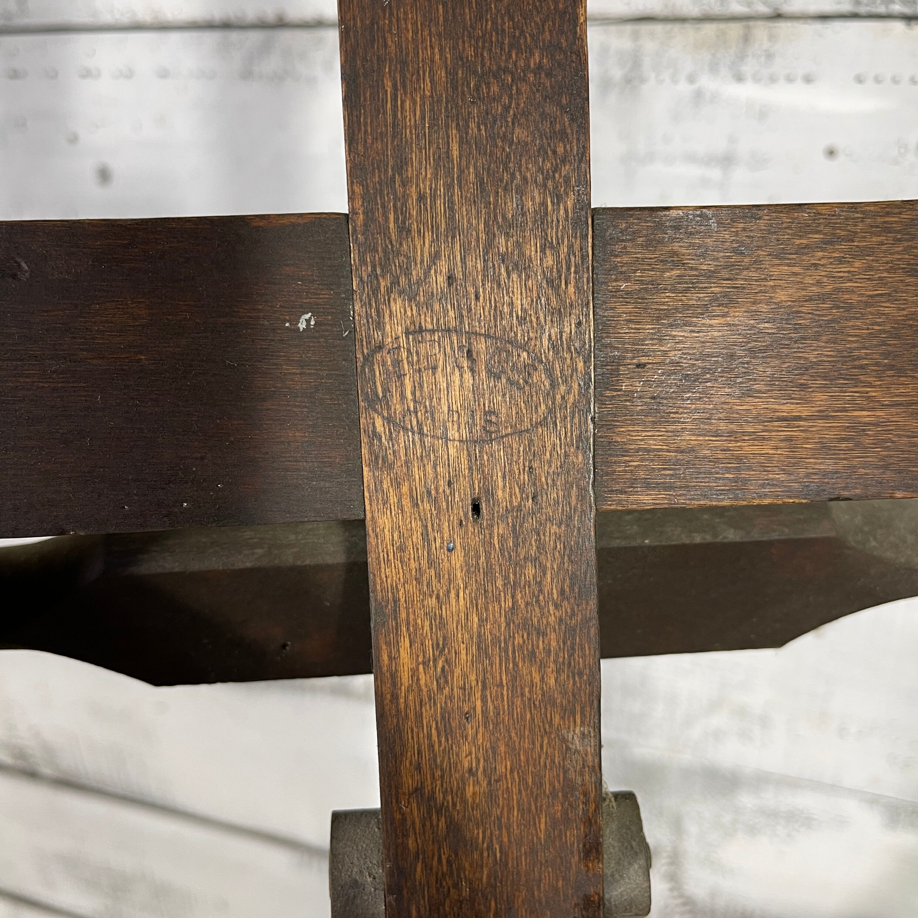 Wooden painter's easel