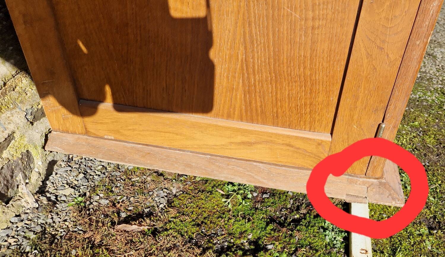 2-door glazed mirror cabinet