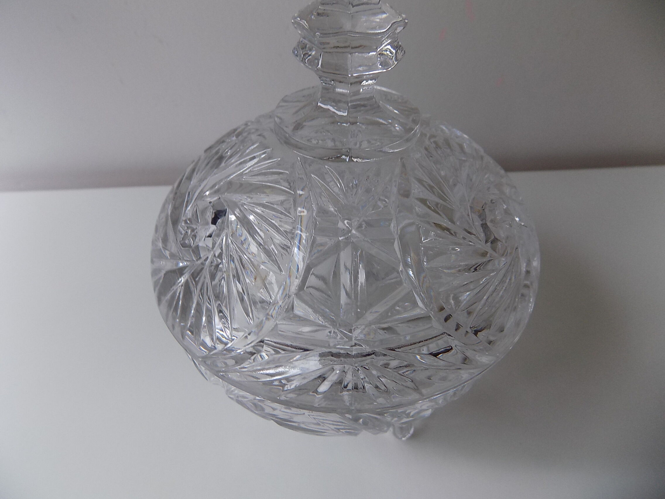 Candy box with crystal lid
