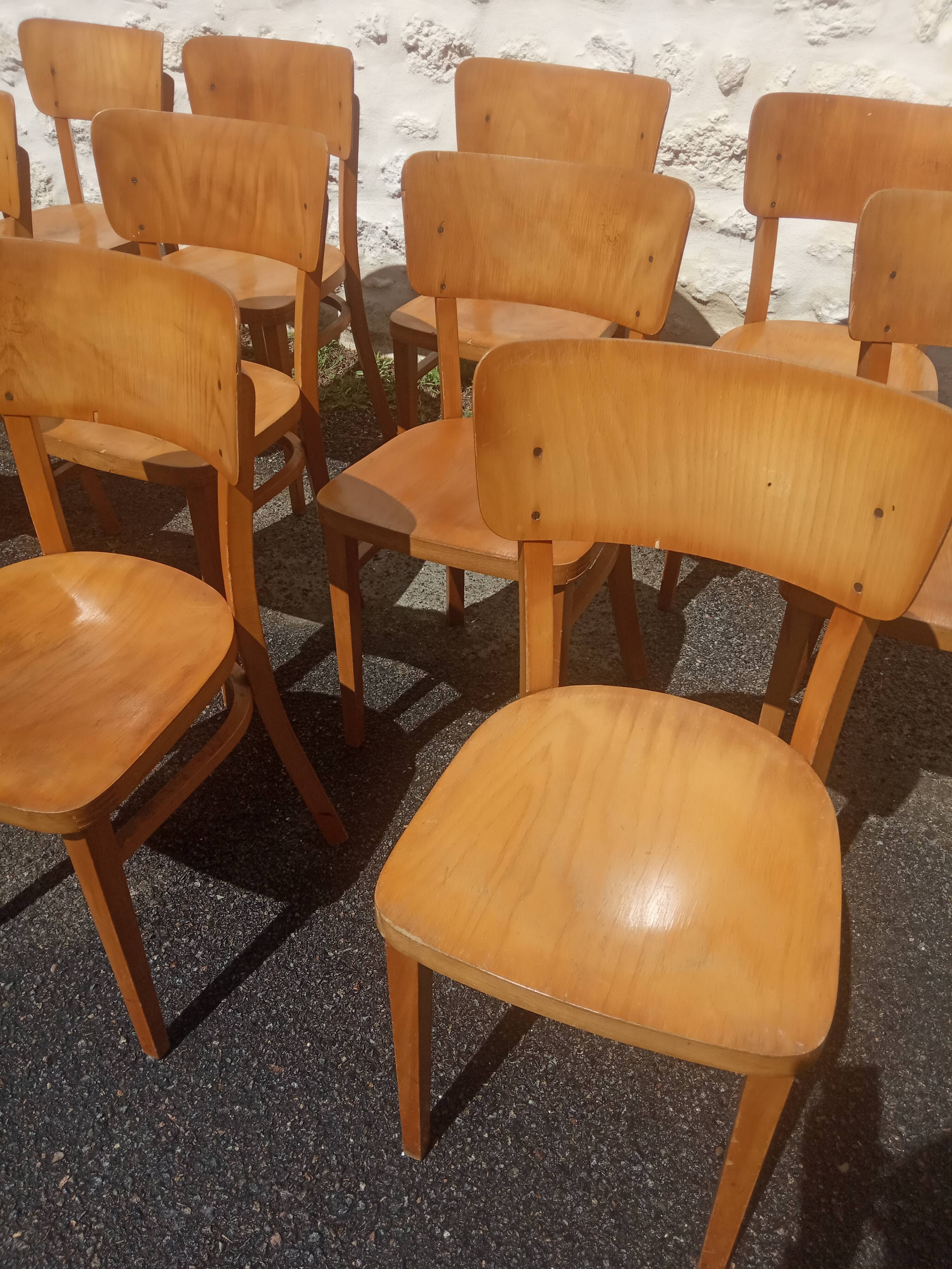 14 bistro chairs Thonet